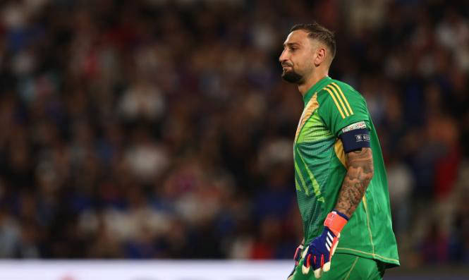 曼城签约巨星多纳鲁马，瓜帅示好送顶级薪水